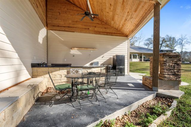 26816 Vista Meadow Court, Huffman, TX 77336