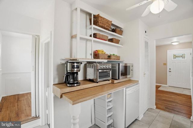 1008 GILBERT RD, Rockville, MD 20851