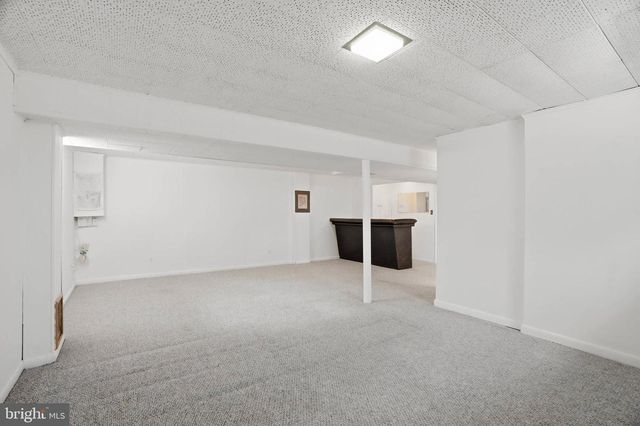 1008 GILBERT RD, Rockville, MD 20851