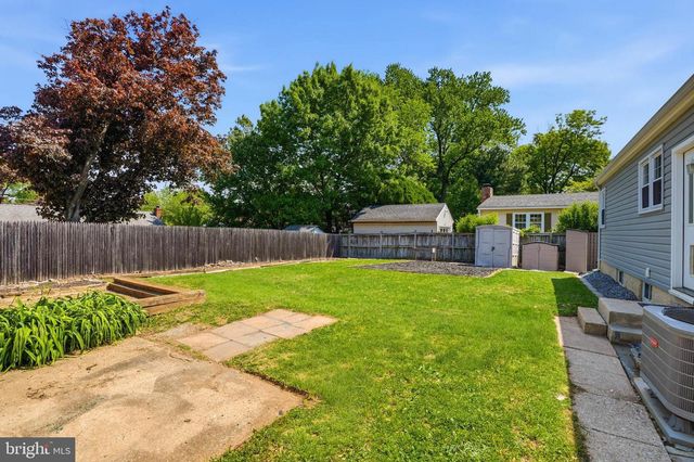 1008 GILBERT RD, Rockville, MD 20851