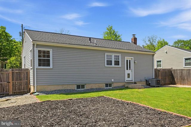 1008 GILBERT RD, Rockville, MD 20851