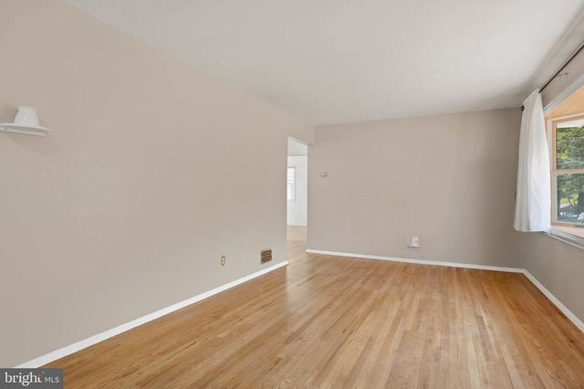 1008 GILBERT RD, Rockville, MD 20851