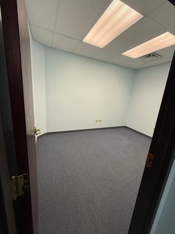 1689 N Curran Road N 202, Mchenry, IL 60050