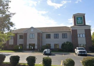 1689 N Curran Road N 202, Mchenry, IL 60050