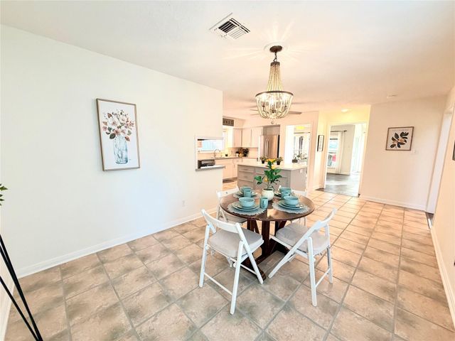 7215 Creek Crest Drive, Houston, TX 77095