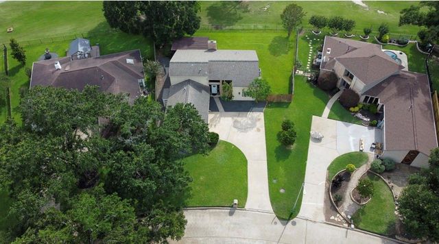 7215 Creek Crest Drive, Houston, TX 77095
