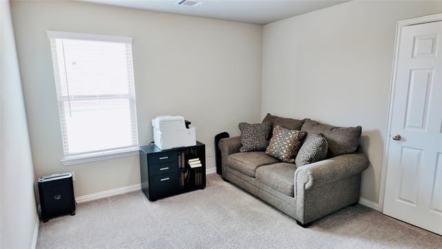 692 Avalon Drive, Waxahachie, TX 75165