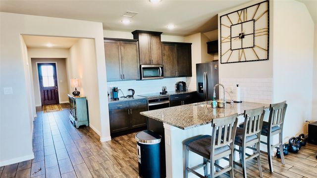 692 Avalon Drive, Waxahachie, TX 75165