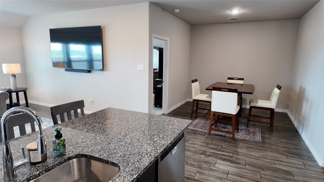 692 Avalon Drive, Waxahachie, TX 75165