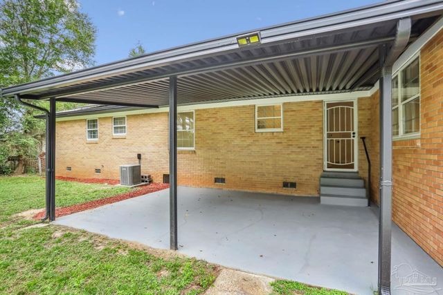 7605 Harvey St, Pensacola, FL 32506