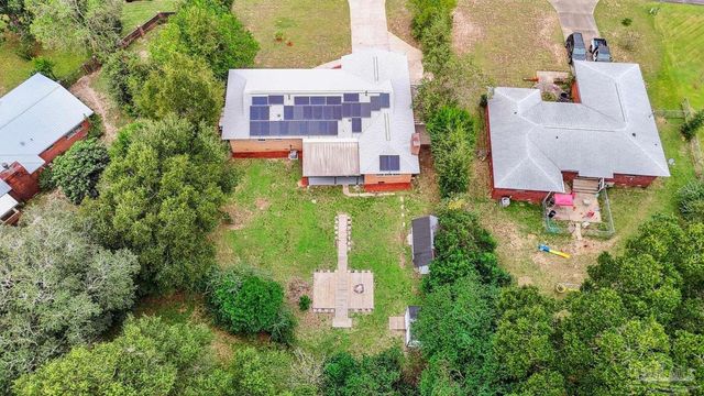 7605 Harvey St, Pensacola, FL 32506