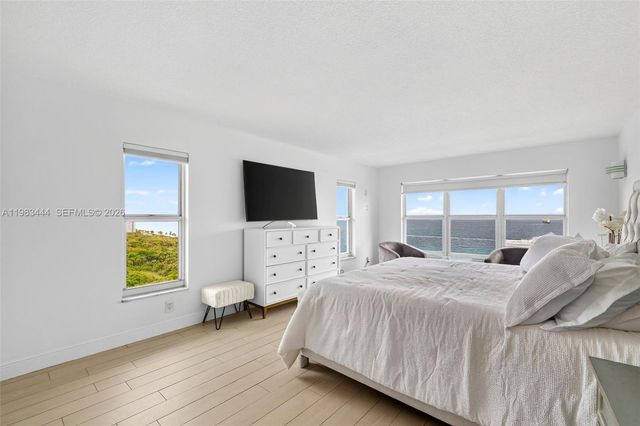 3000 E Sunrise Blvd PHB, Fort Lauderdale, FL 33304