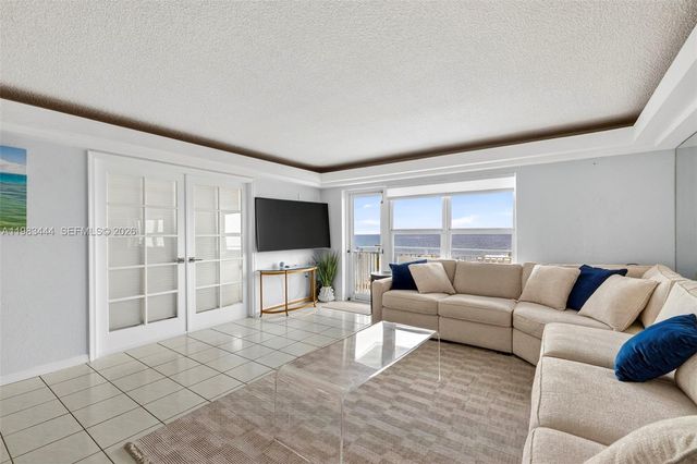 3000 E Sunrise Blvd PHB, Fort Lauderdale, FL 33304