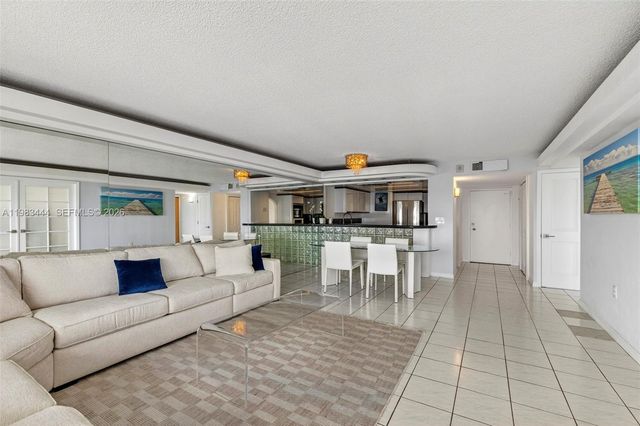 3000 E Sunrise Blvd PHB, Fort Lauderdale, FL 33304