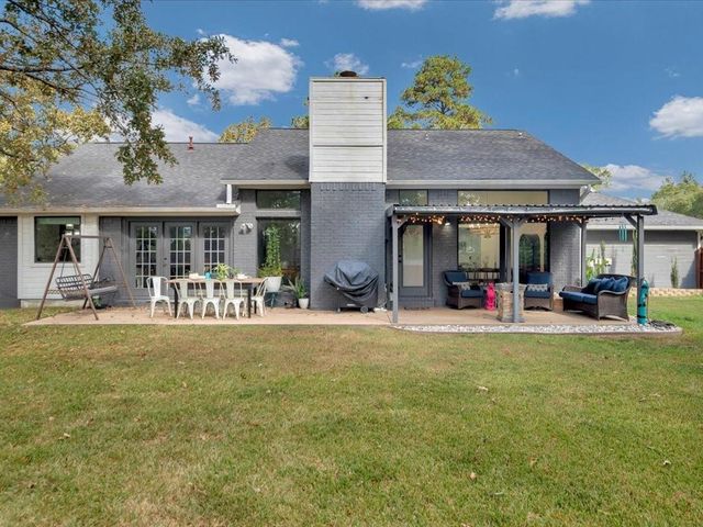 5306 Champions Drive, Lufkin, TX 75901