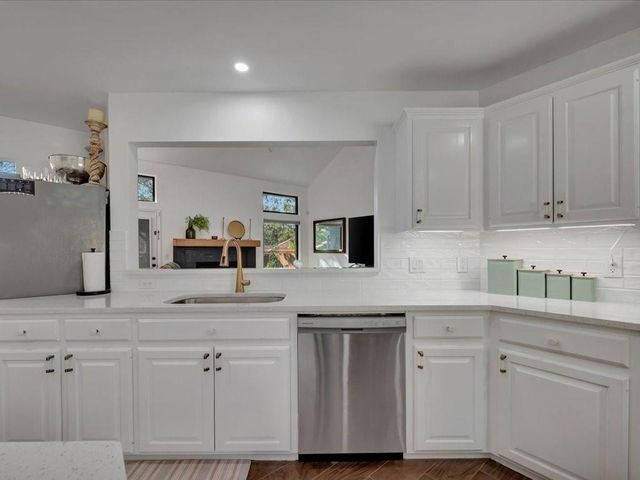 5306 Champions Drive, Lufkin, TX 75901