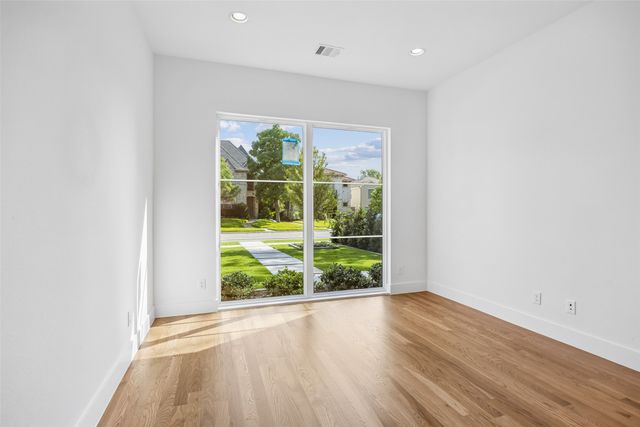 5514 Matalee Avenue, Dallas, TX 75206