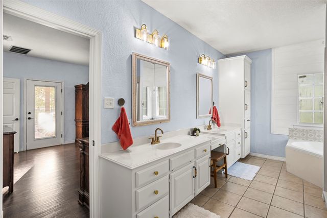 729 Bearden Road, Waxahachie, TX 75167