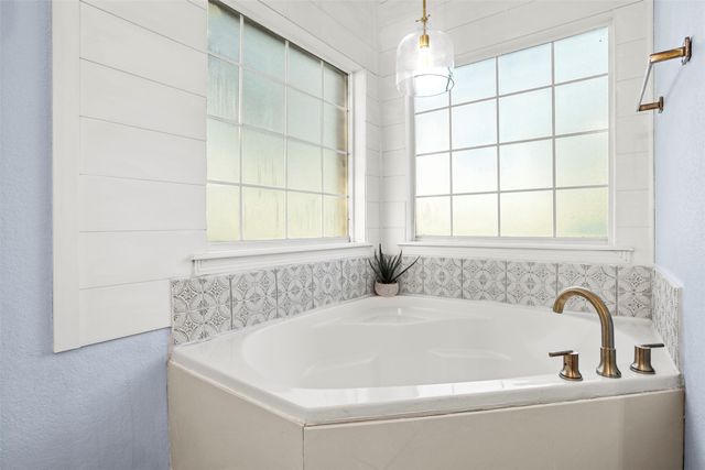 729 Bearden Road, Waxahachie, TX 75167