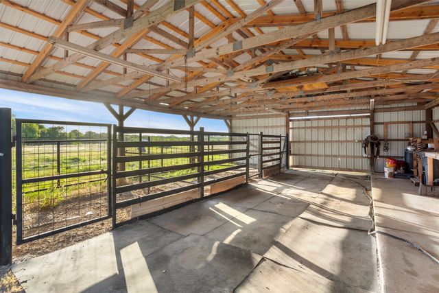 729 Bearden Road, Waxahachie, TX 75167