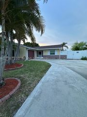 1063 Concert Way, Royal Palm Beach, FL 33411