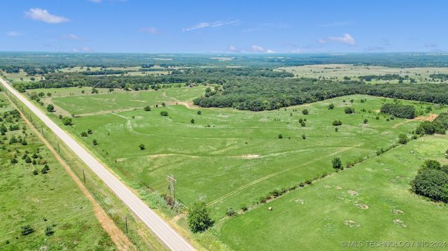 4 State Hwy 78, Hendrix, OK 74741