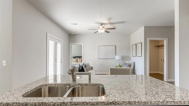 1713 Oak Way, Tuttle, OK 73089
