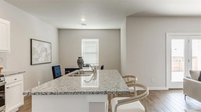 1713 Oak Way, Tuttle, OK 73089