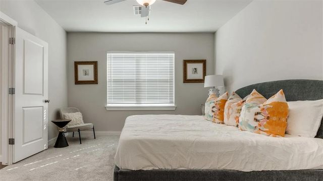 1713 Oak Way, Tuttle, OK 73089