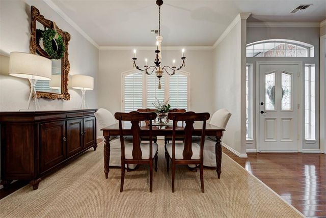 331 Shortgrass Road, Edmond, OK 73003