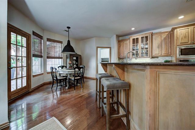 331 Shortgrass Road, Edmond, OK 73003