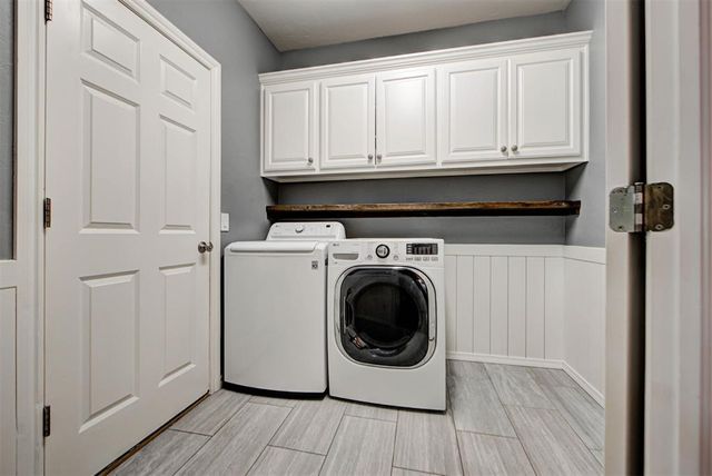 331 Shortgrass Road, Edmond, OK 73003