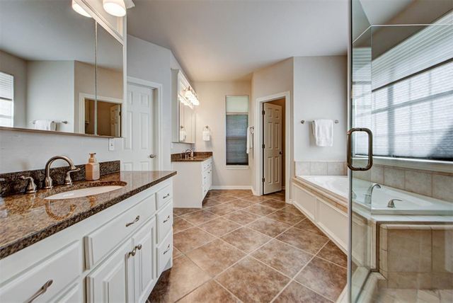 331 Shortgrass Road, Edmond, OK 73003