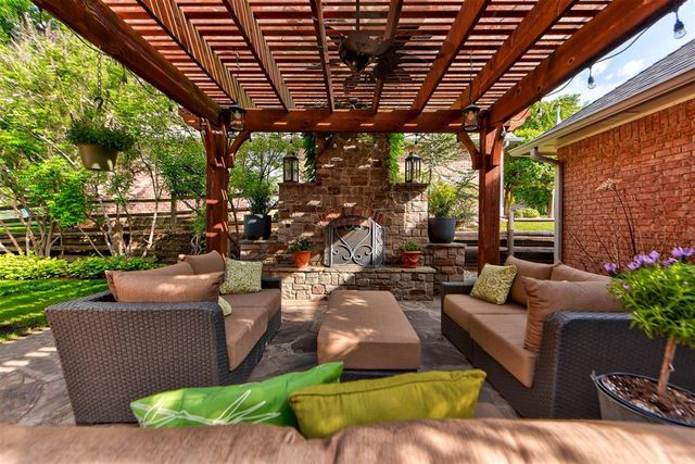 331 Shortgrass Road, Edmond, OK 73003