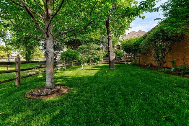 331 Shortgrass Road, Edmond, OK 73003