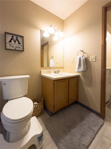 3295 Granger Avenue E 28, Billings, MT 59102