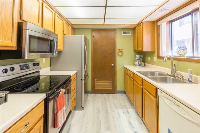 3295 Granger Avenue E 28, Billings, MT 59102