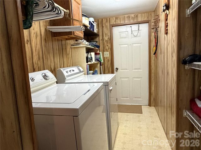 5720 Skyway Drive, Conover, NC 28613