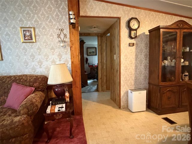 5720 Skyway Drive, Conover, NC 28613
