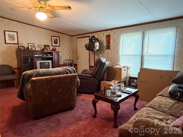 5720 Skyway Drive, Conover, NC 28613