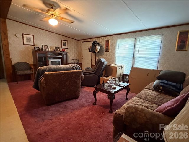 5720 Skyway Drive, Conover, NC 28613