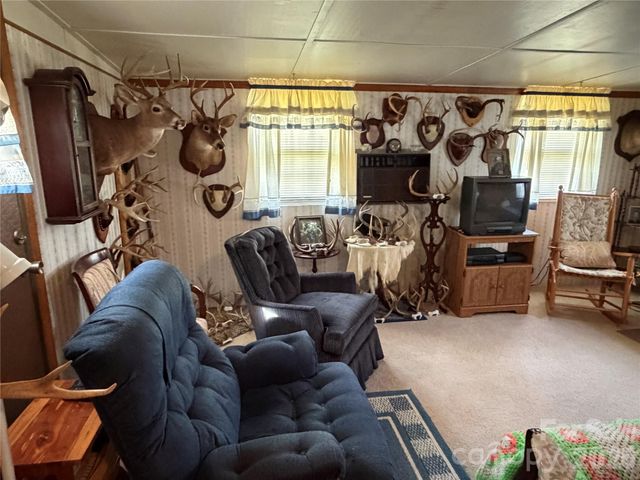 5720 Skyway Drive, Conover, NC 28613