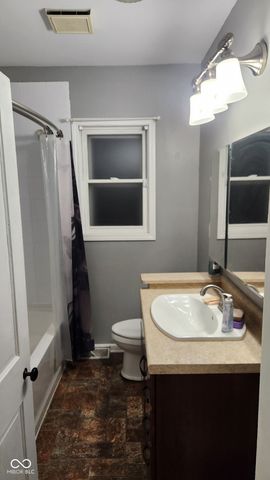 121 Main Street, Pendleton, IN 46064