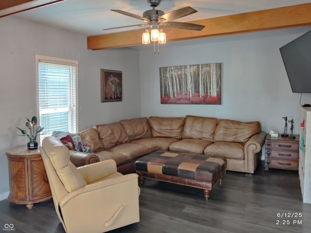 121 Main Street, Pendleton, IN 46064