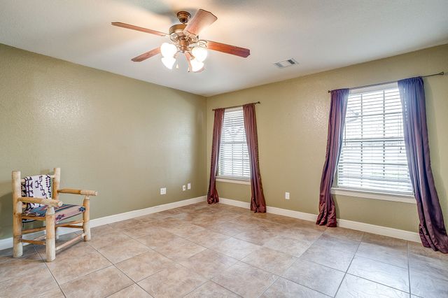 3303 Farm Land Court, Granbury, TX 76048