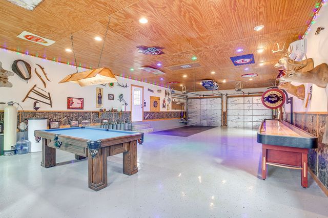 3303 Farm Land Court, Granbury, TX 76048