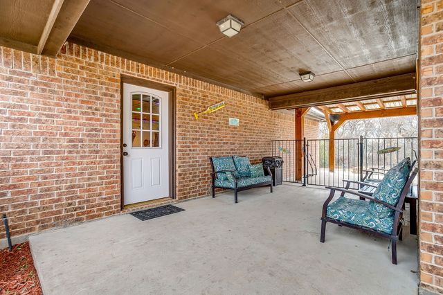 3303 Farm Land Court, Granbury, TX 76048