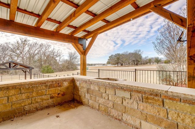 3303 Farm Land Court, Granbury, TX 76048