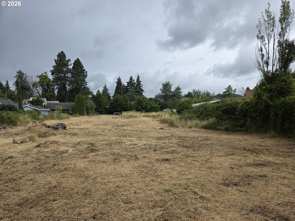 12035 Se Powell Blvd, Portland, OR 97266
