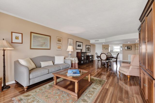 801 Lake Shore Drive 414, Lake Park, FL 33403